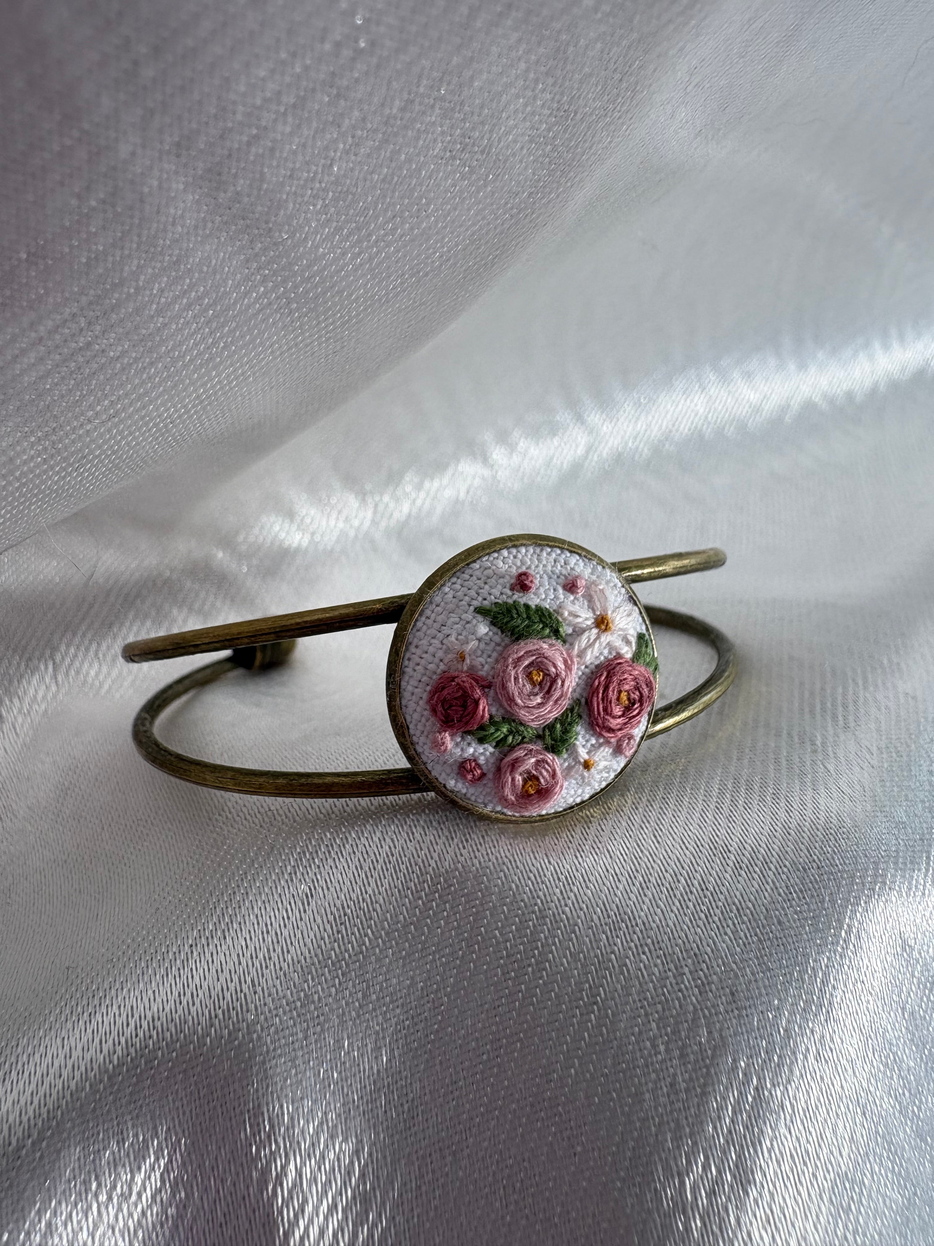 Embroidered Rose Bunch Bracelet